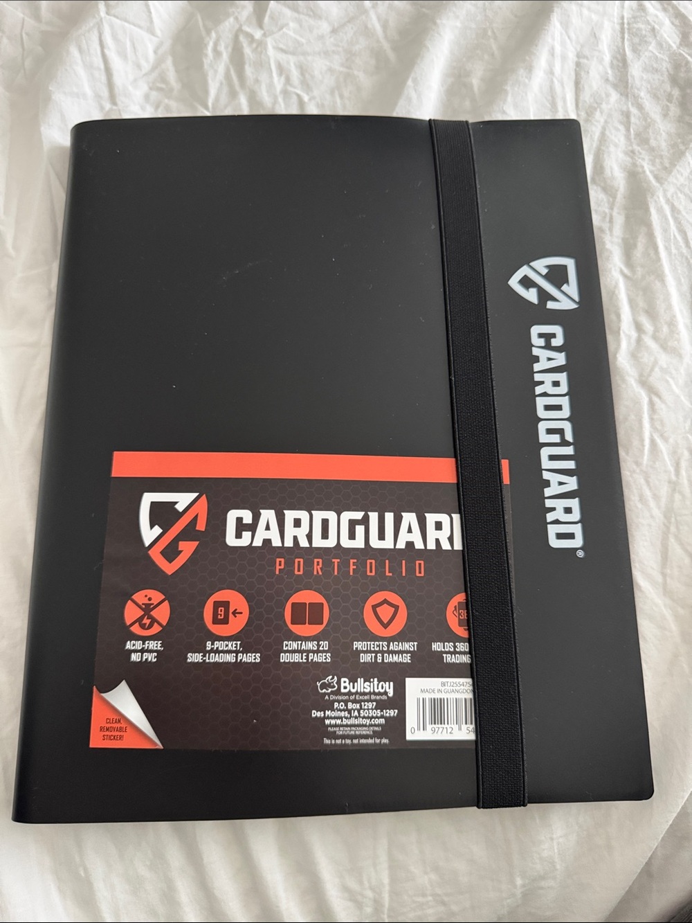 Black Portfolio cardgaurd card holder binder Pokémon cards bball cards etc
